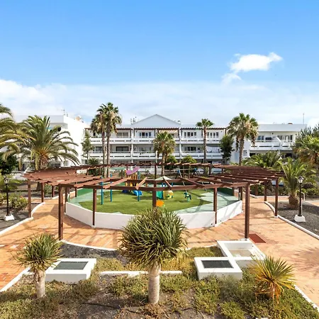 New Pools Wonderful Views Ac Costa Teguise